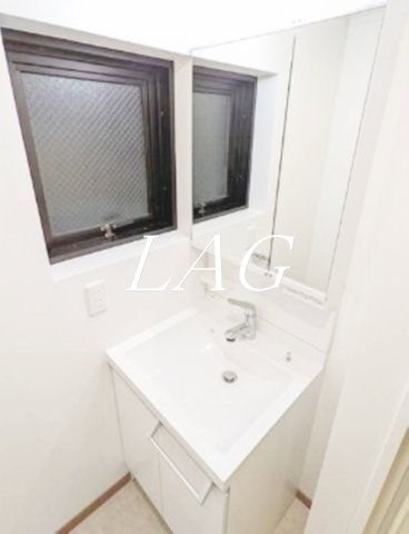 洗面設備　洗面台です。