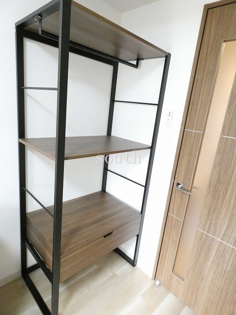 収納　階数により室内カラーが異なります