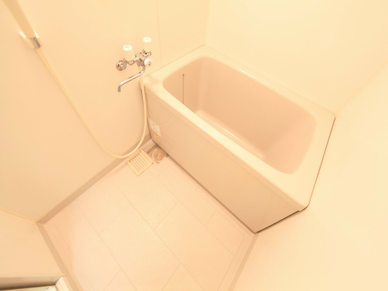 バス・シャワールーム　バスルーム（お風呂トイレ別）