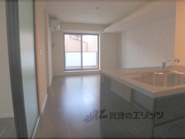 居室・リビング　リビング