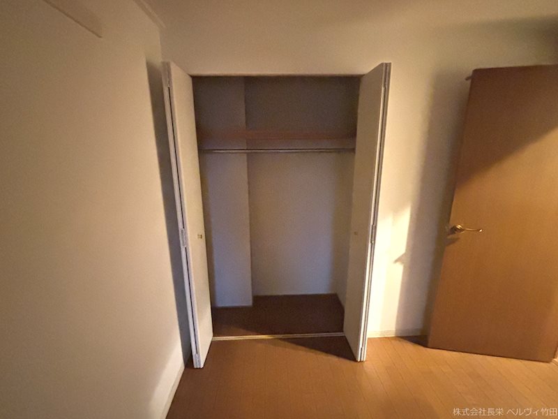 収納　※別部屋の写真となります。