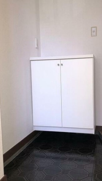 玄関　同物件別部屋参考写真です。