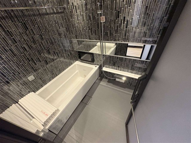 バス・シャワールーム　浴室乾燥機付きで便利！