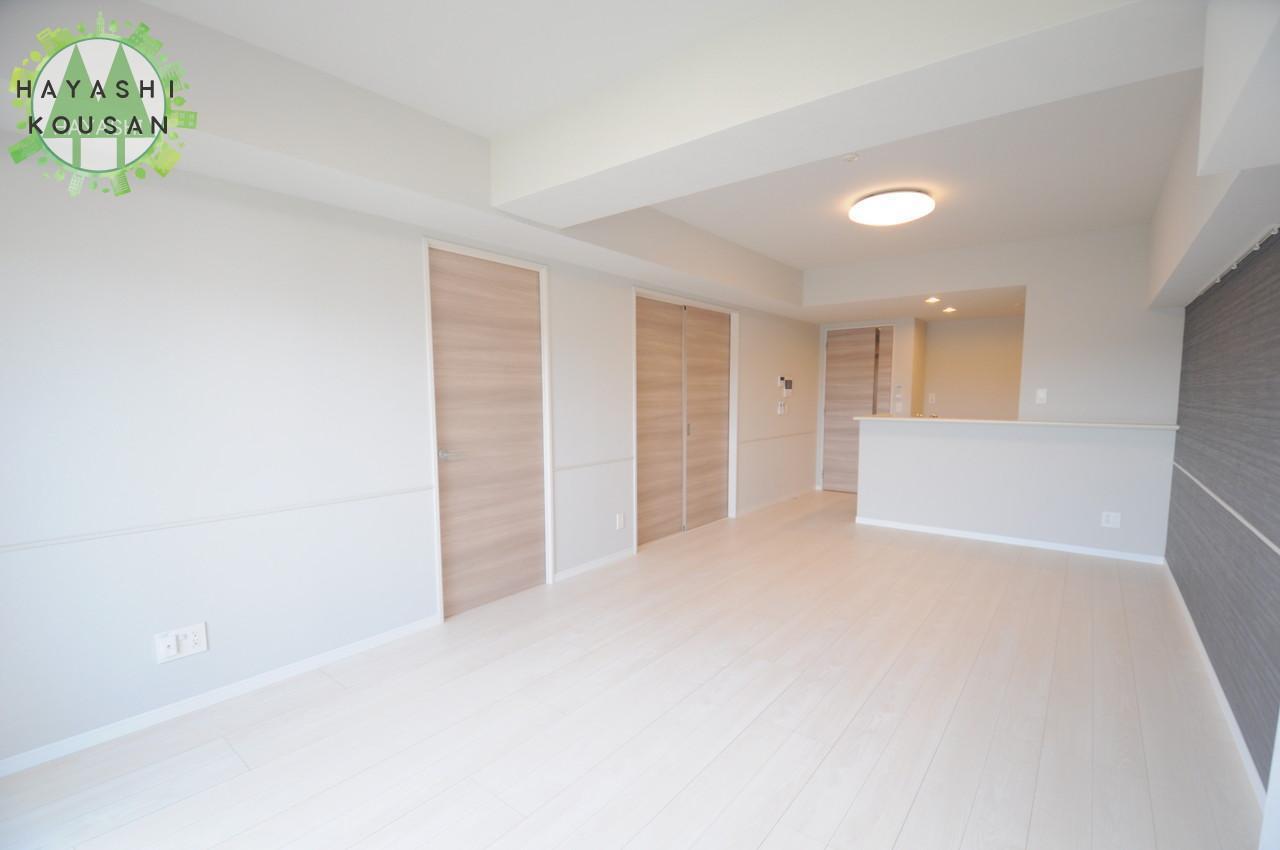 居室・リビング　※写真はすべて同じタイプの別の部屋のものです