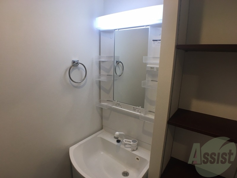 洗面設備　シャンプードレッサーで身支度もラクラクです！