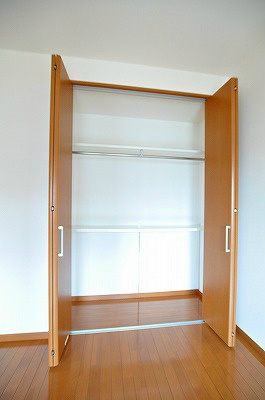 収納　間取り同タイプ（号室により床・建具・キッチン・バスルームの色