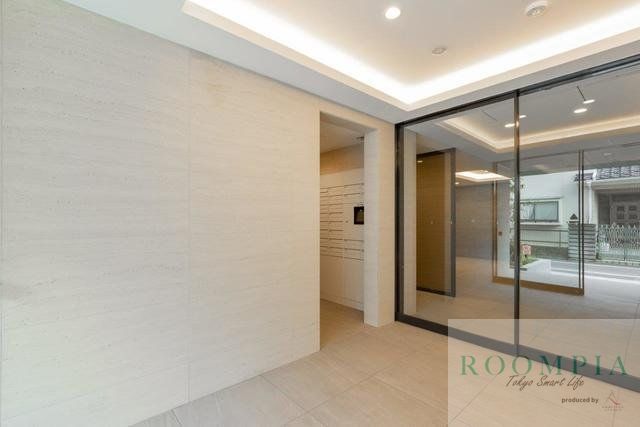 エントランス　エントランス