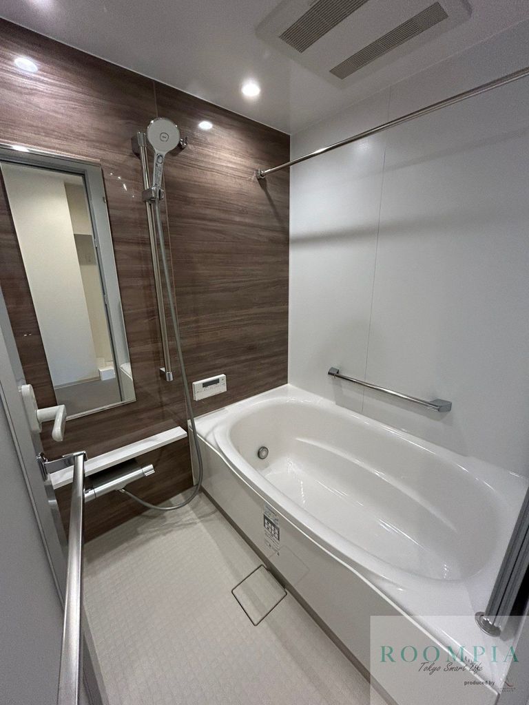 バス・シャワールーム　バス