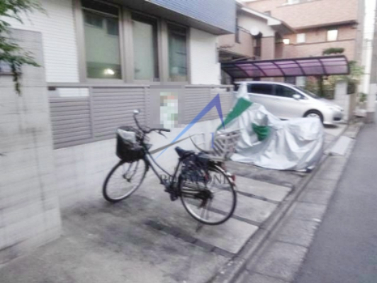 その他共有部分　駐輪スペースです。