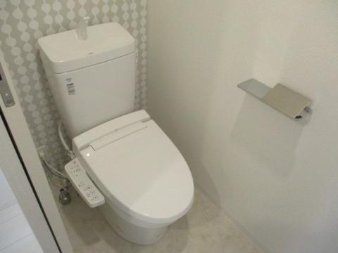 トイレ　シャワー付トイレ