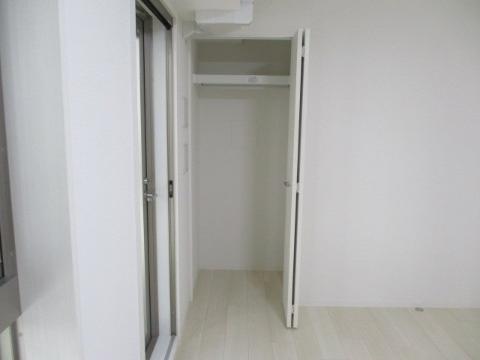 収納　クローゼット