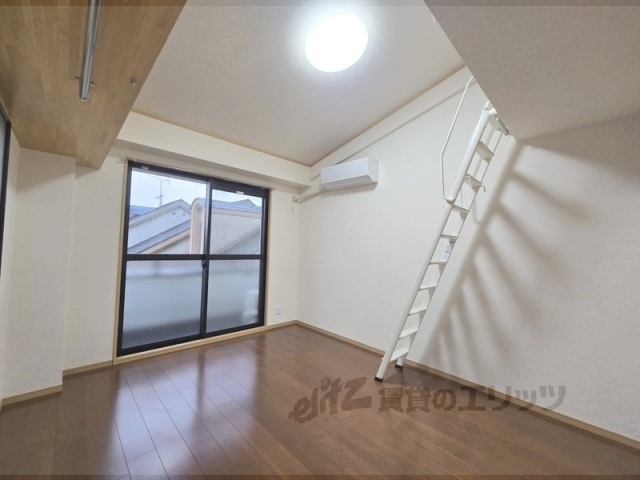 居室・リビング　洋室