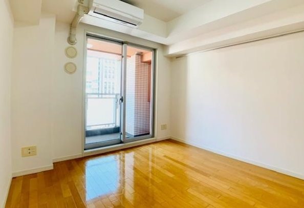 居室・リビング　別号室参考写真