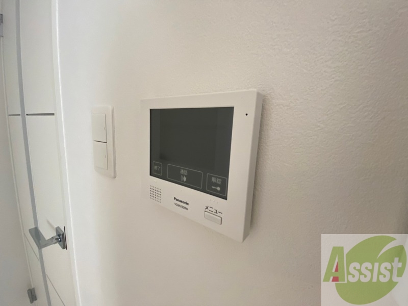 セキュリティ　ＴＶモニター付インターホンです。来客者の顔が見えるので安心！