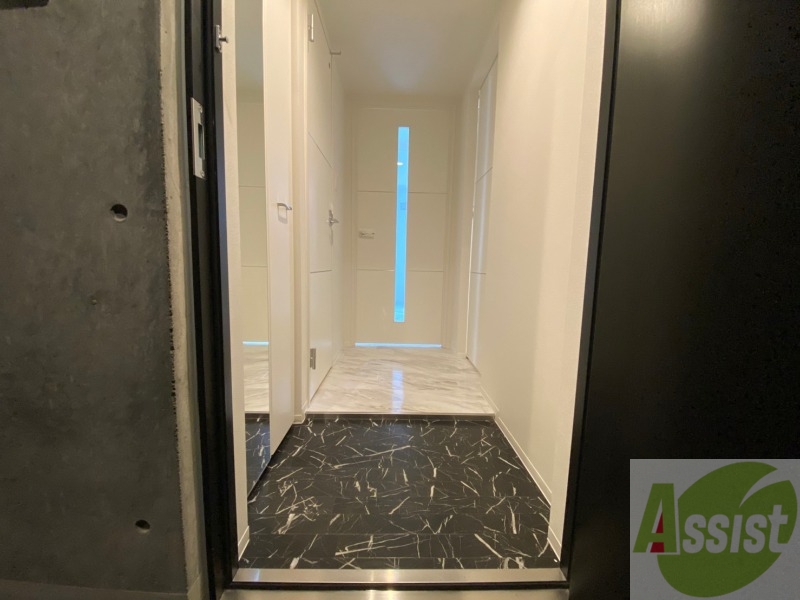 玄関　玄関です。白を基調としていて清潔感があります！