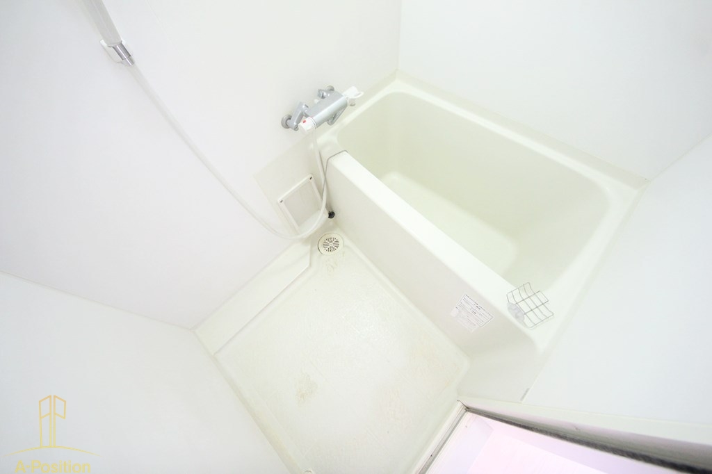 バス・シャワールーム　Rebis