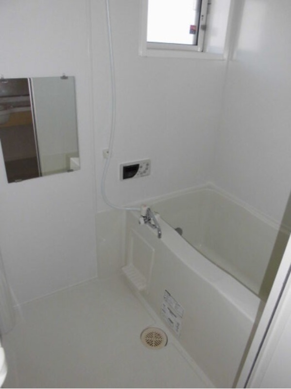 バス・シャワールーム　図面と現状に相違がある場合には現状を優先