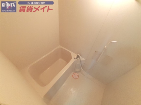 バス・シャワールーム　別部屋同タイプ