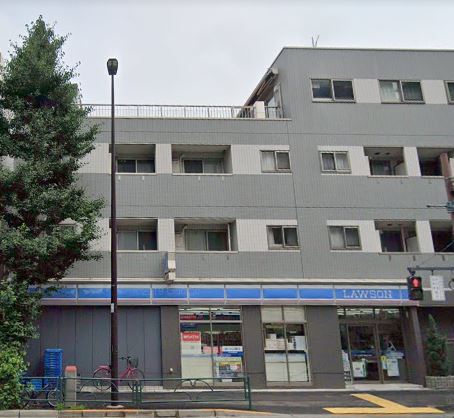 コンビニ　ローソン H新宿下落合四丁目店（コンビニ）まで376m
