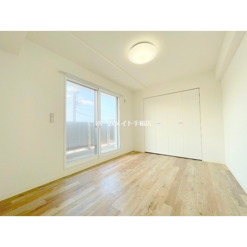 その他部屋・スペース　明るい洋室♪