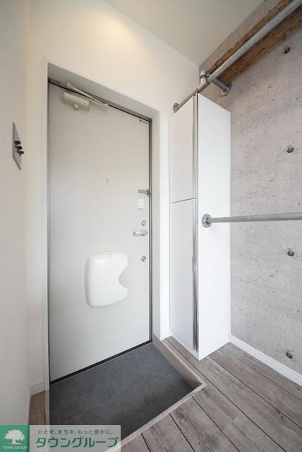 玄関　お部屋探しは【タウンハウジング蘇我店】にお任せ下さい♪