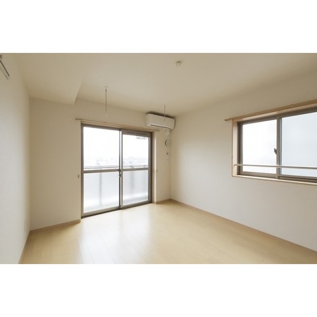 建物外観　洋室