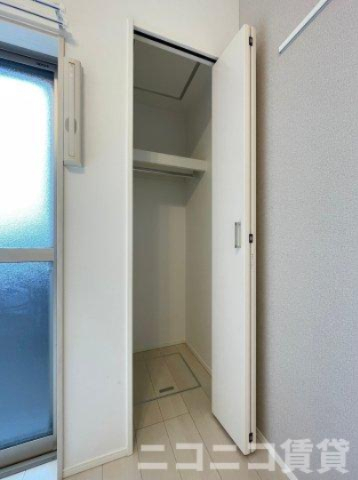 収納　別号室タイプの為、現状を優先致します。