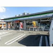 コンビニ　ファミリーマート たつの山津屋店（コンビニ）まで3964m