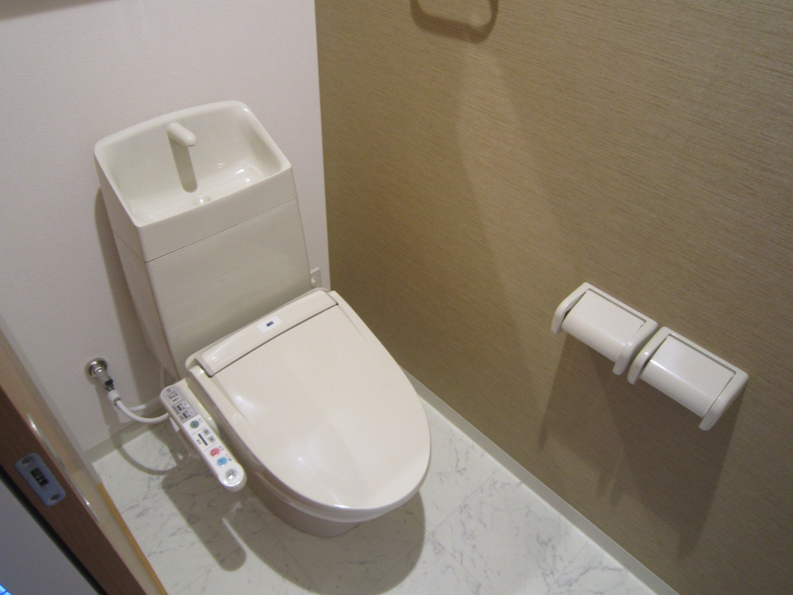 トイレ　ウォシュレット