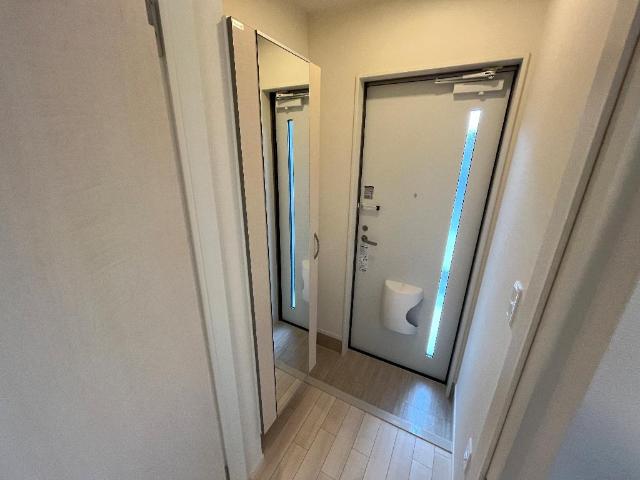 玄関　色合いはお問合せ下さい（イメージ）