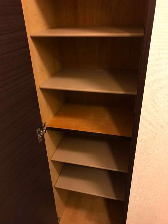 玄関　玄関シューズボックス有。