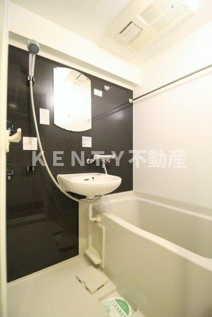 バス・シャワールーム　お風呂です