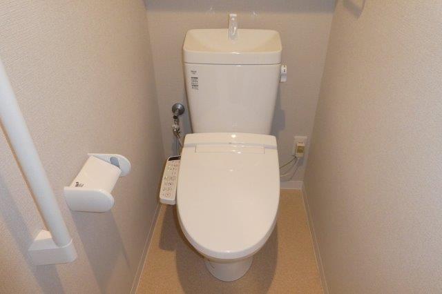 トイレ　ウォシュレット