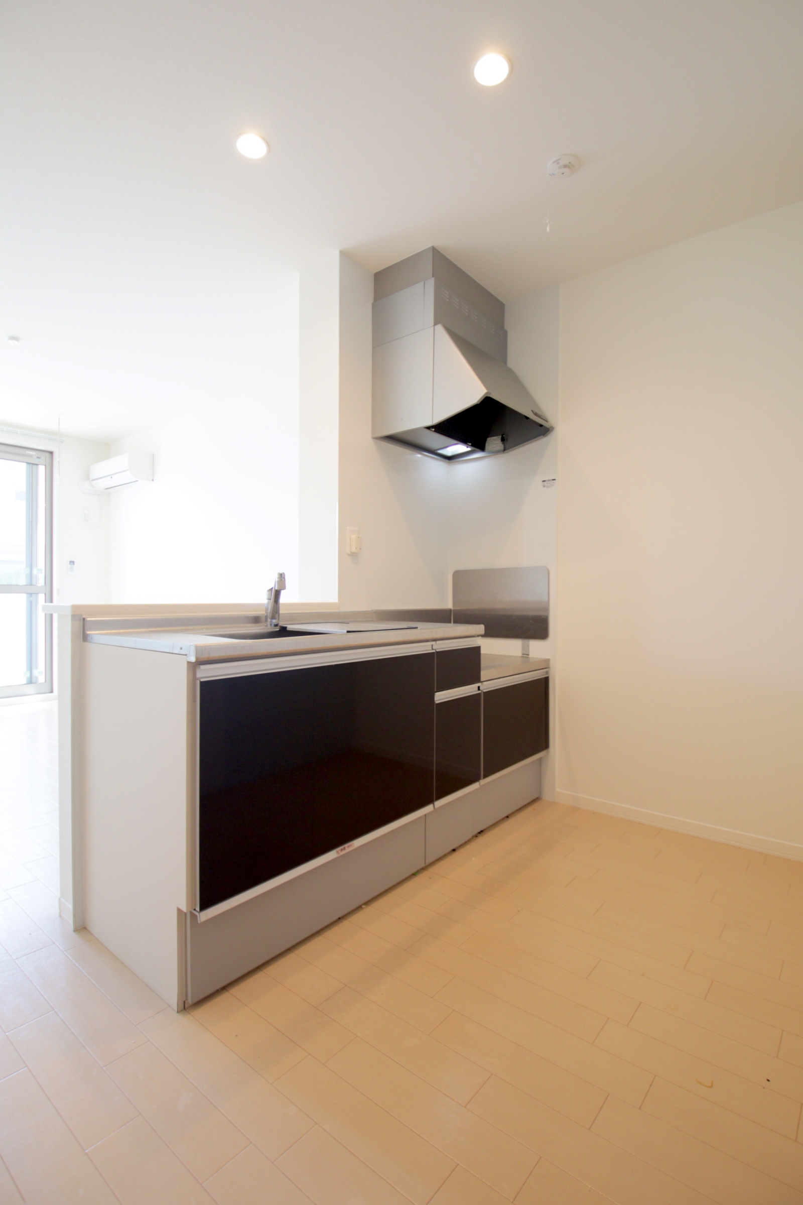 キッチン　※同物件別号室写真となります。