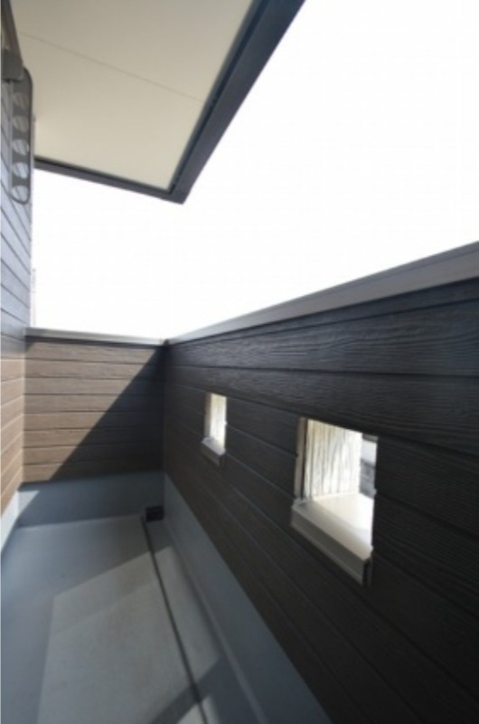 バルコニー　図面と現状に相違がある場合には現状を優先