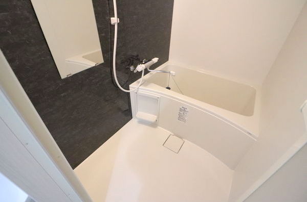 バス・シャワールーム　☆浴室乾燥機付き☆