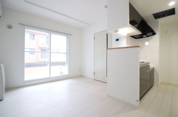 居室・リビング　☆白基調の内装☆