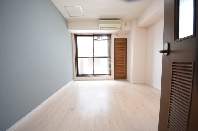 居室・リビング　タカノハイム天神橋　洋室