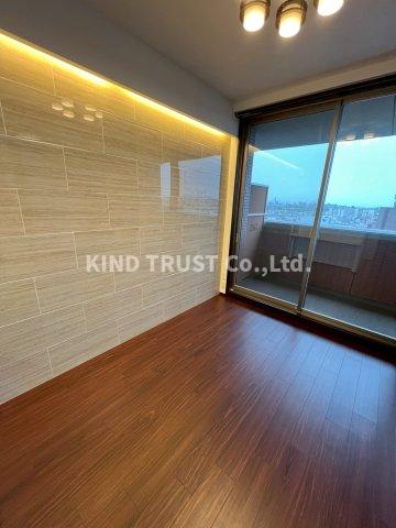 居室・リビング　こちらの居間で趣味の時間をお楽しみください