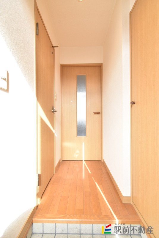 玄関　※同タイプ別部屋