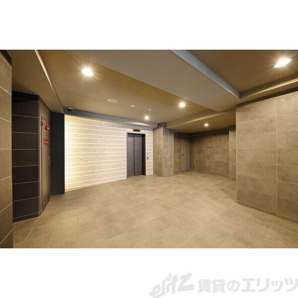 ロビー　エントランス