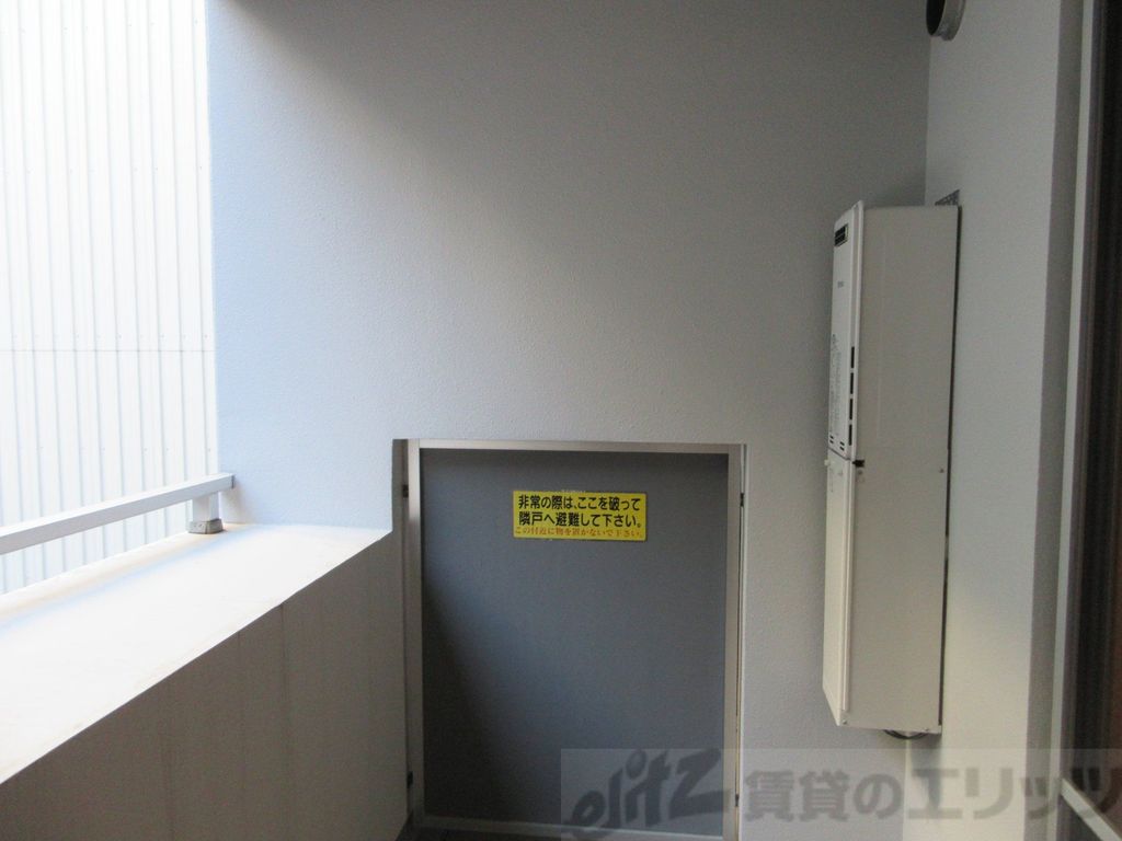 バルコニー　バルコニー