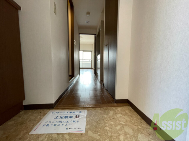 玄関　玄関から見たお部屋です。いかがでしょうか。