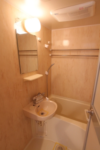 バス・シャワールーム　バス※別部屋参考写真
