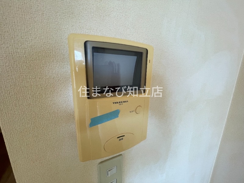 セキュリティ　改装前（清掃前）同型別部屋写真