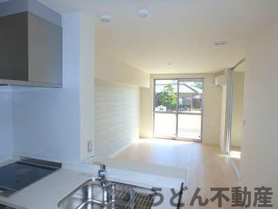 居室・リビング　うどん県のお部屋探しはうどん不動産へ うどんちゃんとLINE