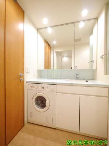 洗面設備　フォルム四谷外苑東