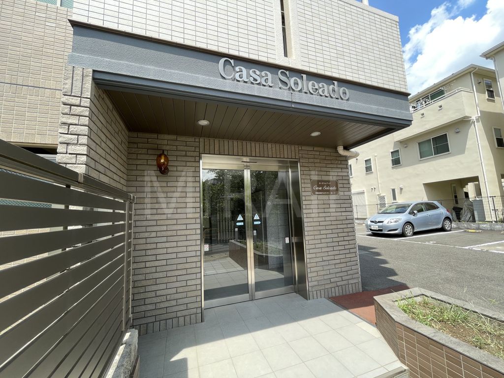 エントランス　エントランス