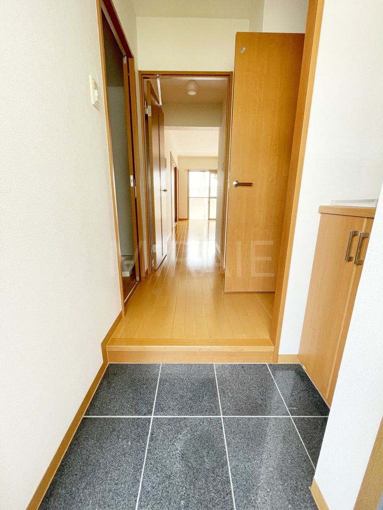 玄関　別号室参考写真