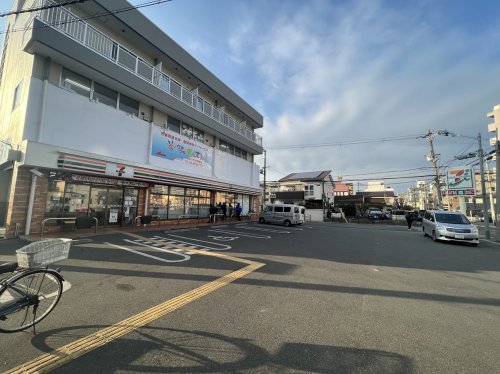 コンビニ　セブンイレブン 大阪西淡路5丁目店（コンビニ）まで839m